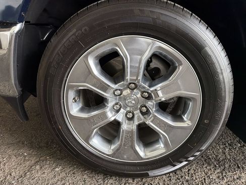 Used 2020 RAM 1500 Big Horn AWD/4WD image 33