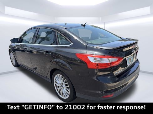 Used 2014 Ford Focus Titanium FWD image 5