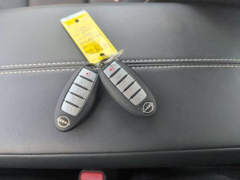 Used 2025 Nissan Altima 2.5 S FWD image 21