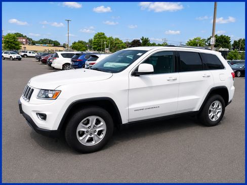 Used 2015 Jeep Grand Cherokee Laredo w/ Quick Order Package 23E AWD/4WD image 1