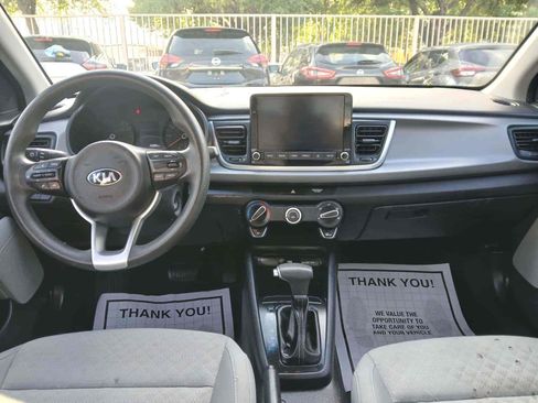 Used 2021 Kia Rio S image 12