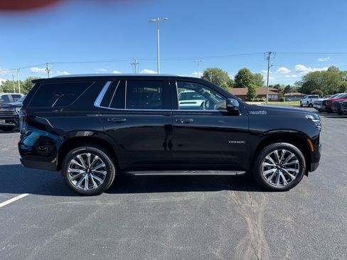 Used 2026 Chevrolet Tahoe High Country w/ Sun And Tow Package AWD/4WD image 6