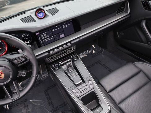 Used 2020 Porsche 911 Carrera S image 34