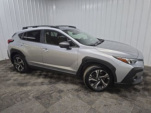 Used 2024 Subaru Crosstrek 2.0i Premium image 1