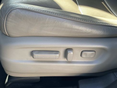 Used 2019 Honda Pilot Elite image 16