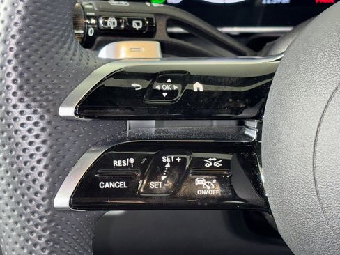 Certified 2025 Mercedes-Benz GLC 350e GLC 350e image 19