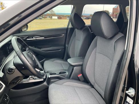Certified 2024 Kia Seltos S image 10