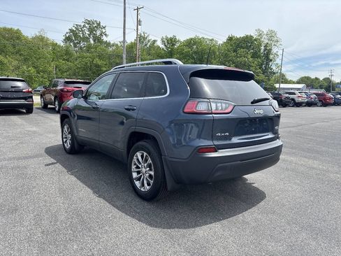 Used 2020 Jeep Cherokee Latitude Plus w/ Cold Weather Group AWD/4WD image 5