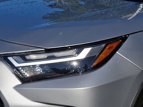 Used 2024 Toyota RAV4 XLE FWD image 9