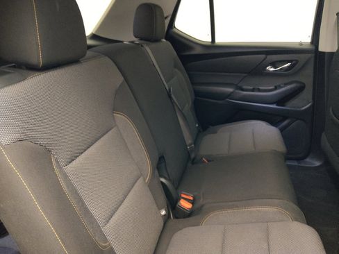 Used 2020 Chevrolet Traverse LS FWD image 19