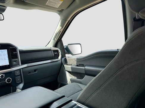 Used 2025 Ford F150 XLT w/ Equipment Group 302A MID AWD/4WD image 22