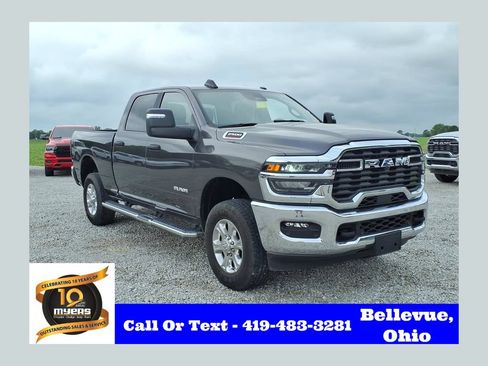 Used 2025 RAM 2500 Big Horn AWD/4WD image 1