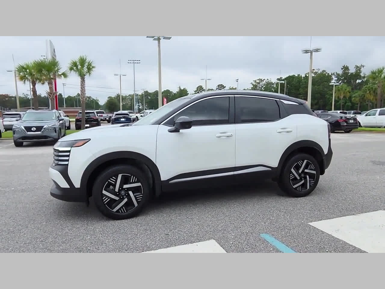 Used 2026 Nissan Kicks SV FWD image 26