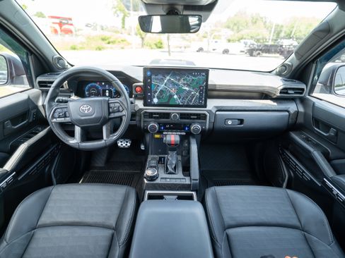 Used 2025 Toyota 4Runner TRD Sport Premium AWD/4WD image 13