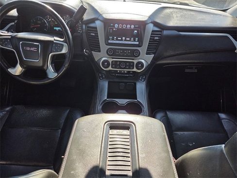 Used 2017 GMC Yukon SLT w/ Open Road Package image 8