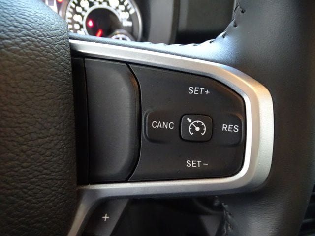 Used 2023 RAM 1500 Big Horn AWD/4WD image 8