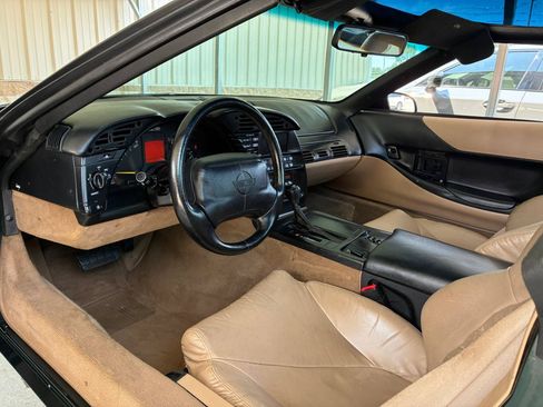 Used 1995 Chevrolet Corvette Coupe RWD image 12
