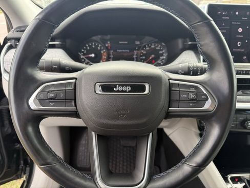 Certified 2022 Jeep Compass Latitude w/ Convenience Group image 15