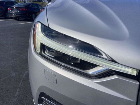 Used 2019 Volvo XC60 T8 Inscription w/ Advanced Package image 4