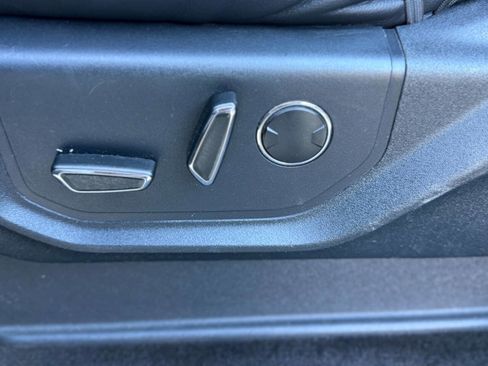 Used 2015 Ford F150 Lariat w/ Equipment Group 502A Luxury image 19