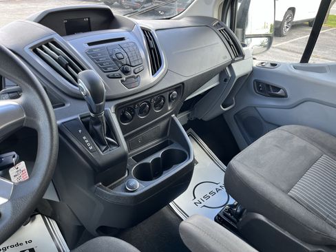 Used 2019 Ford Transit 350 XLT RWD image 26