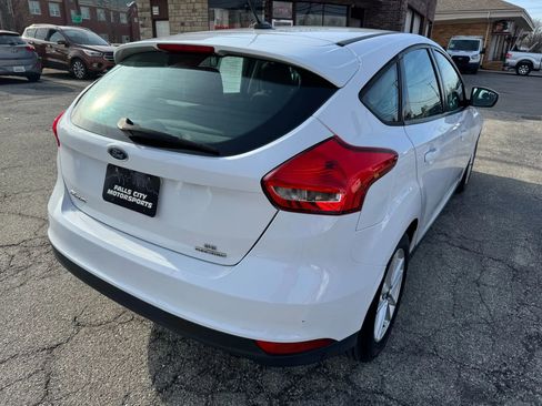 Used 2015 Ford Focus SE image 13