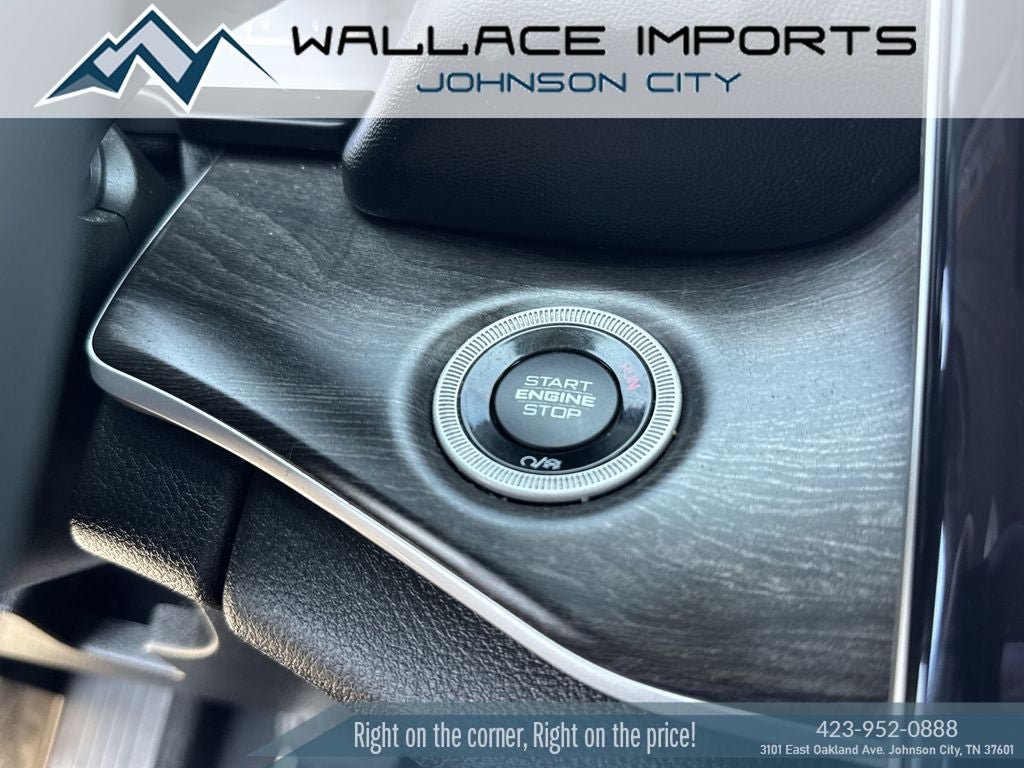 Used 2023 Jeep Grand Cherokee Limited AWD/4WD image 21