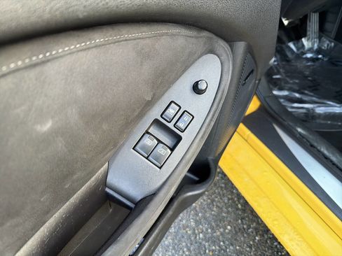 Used 2009 Nissan 370Z Touring w/ Sport Pkg image 28