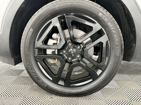 Used 2023 Kia Telluride SX X-Line AWD/4WD image 38