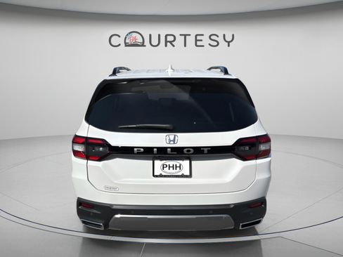 Certified 2026 Honda Pilot EX-L image 7