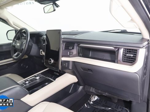 Used 2022 Ford Expedition Platinum image 45