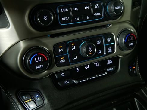 Used 2019 GMC Yukon XL Denali w/ Denali Ultimate Package AWD/4WD image 33