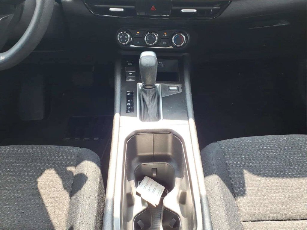 Used 2025 Nissan Kicks S FWD image 10
