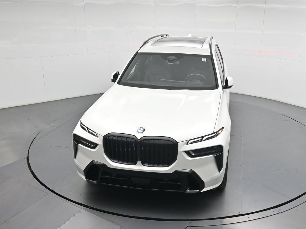 Used 2025 BMW X7 xDrive40i w/ M Sport Package AWD/4WD image 38