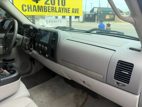 Used 2013 Chevrolet Silverado 1500 LT AWD/4WD image 9