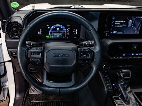 Used 2025 Toyota Land Cruiser 1958 image 19