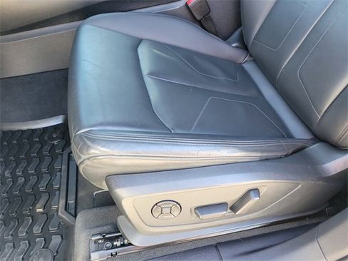 Used 2022 Audi Q3 2.0T Premium w/ Convenience Package image 20