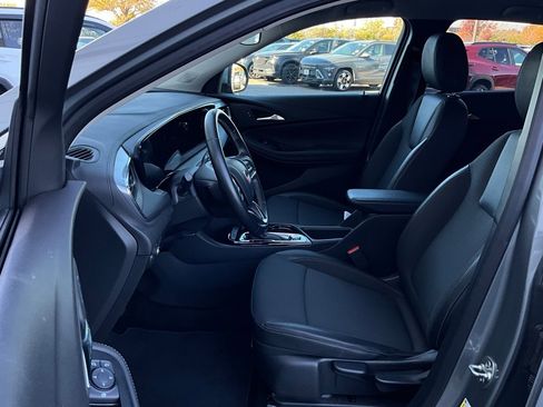Used 2025 Buick Encore GX Preferred image 10