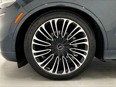Used 2020 Lincoln Aviator Black Label w/ Dynamic Handling Package AWD/4WD image 41