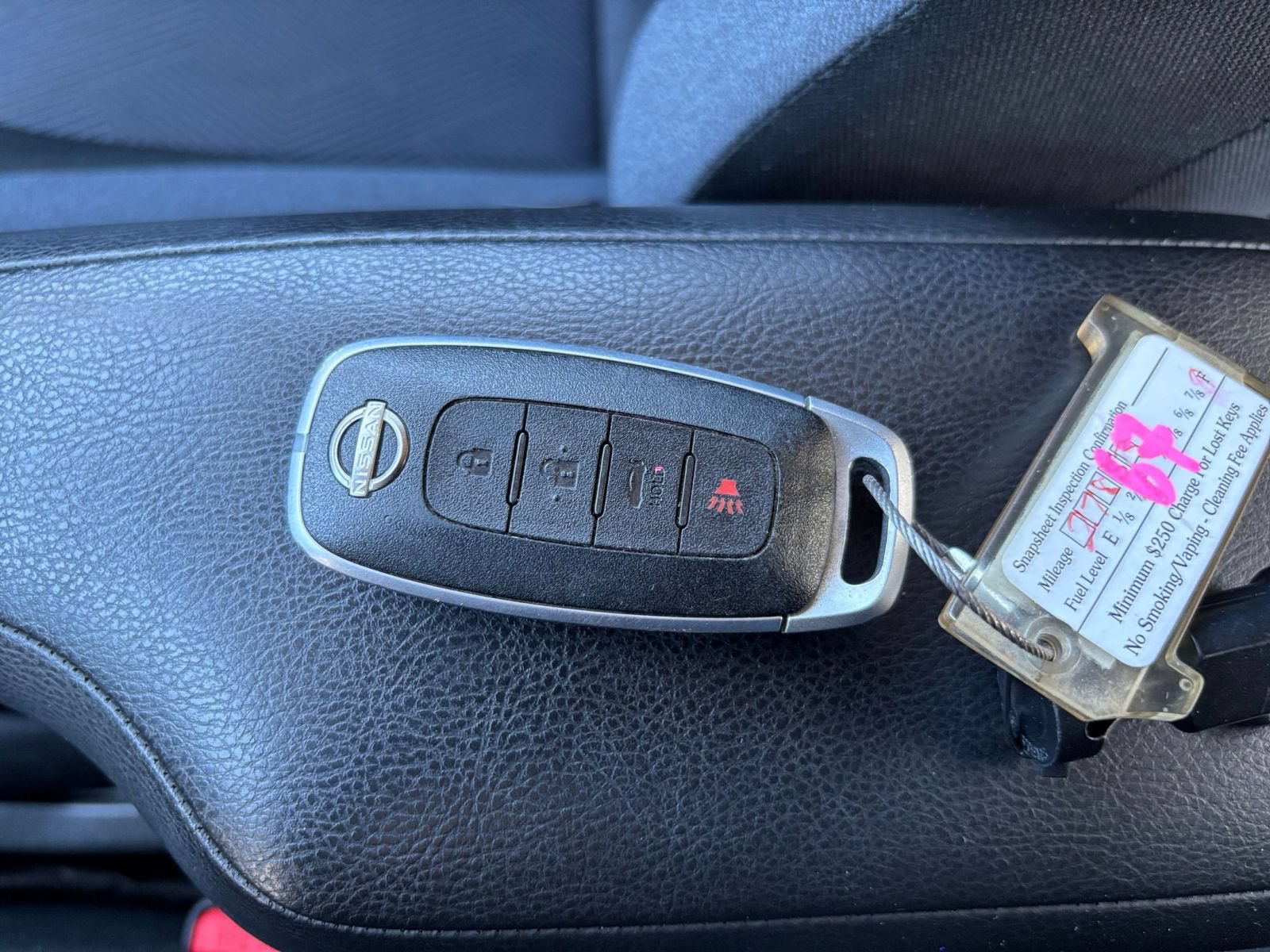 Used 2025 Nissan Versa SV FWD image 20
