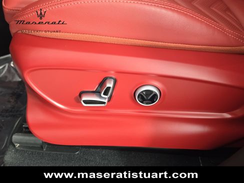 New 2025 Maserati Grecale Modena AWD/4WD image 16