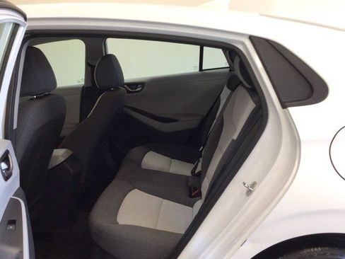 Used 2020 Hyundai Ioniq Blue FWD image 15