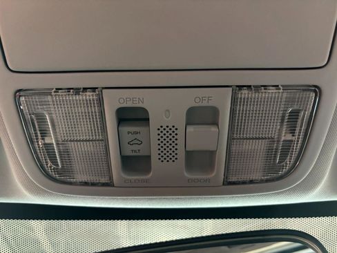 Used 2011 Honda CR-V EX image 25