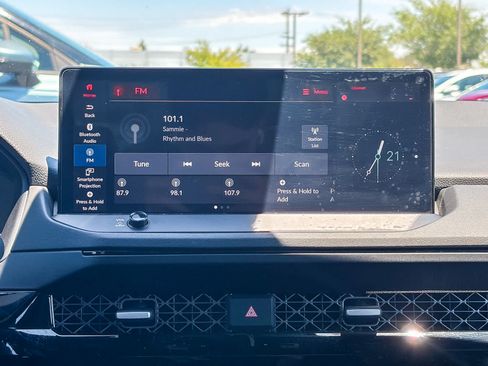 Used 2023 Honda Accord Sport image 14