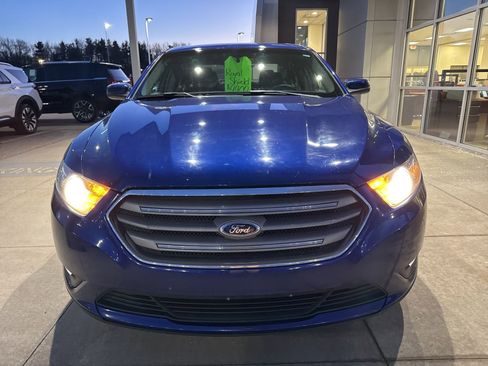 Used 2014 Ford Taurus SEL image 11
