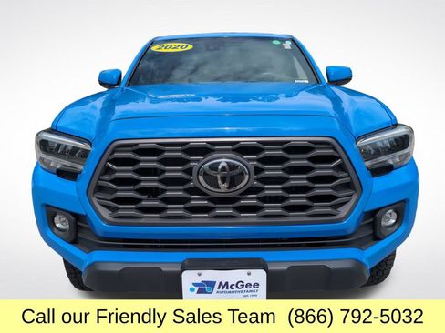 Certified 2020 Toyota Tacoma TRD Off-Road w/ TRD Premium Off Road Package AWD/4WD image 10