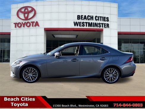 Used 2016 Lexus IS 200t image 7
