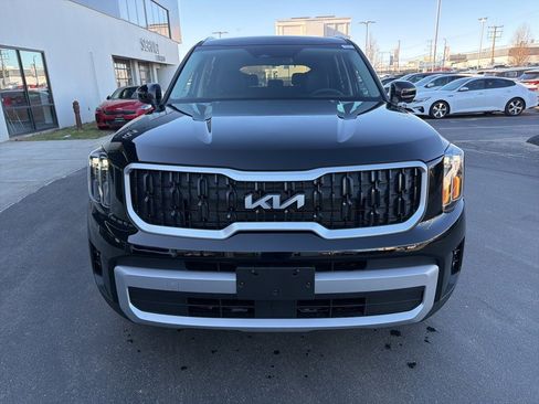 New 2025 Kia Telluride EX image 3