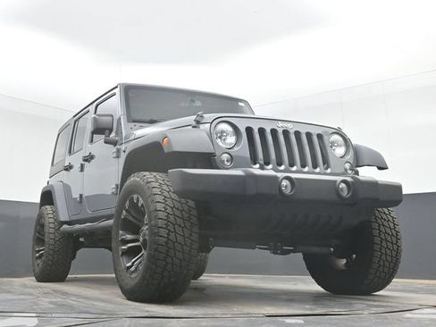 Used 2015 Jeep Wrangler Unlimited Sport w/ Quick Order Package 24S AWD/4WD image 28