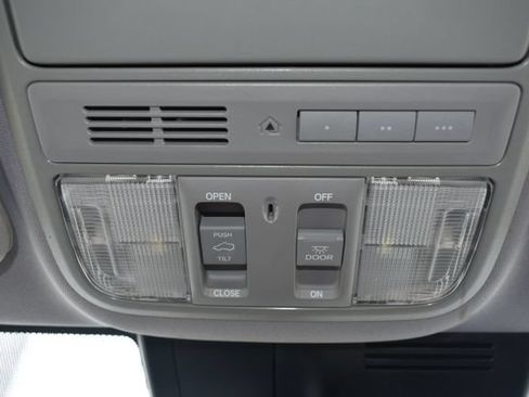Used 2017 Honda CR-V EX-L image 33